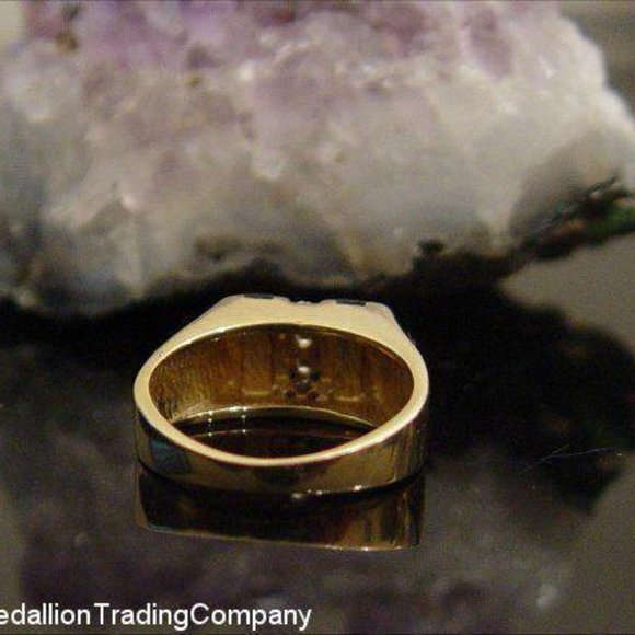 Heavy 14k Yellow Gold Tension Set .20 carat Diamond Inlaid Onyx Stripe Band Ring - Picture 5 of 5